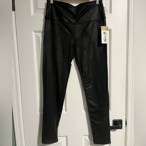 Seven7 Ultra High Rise Legging